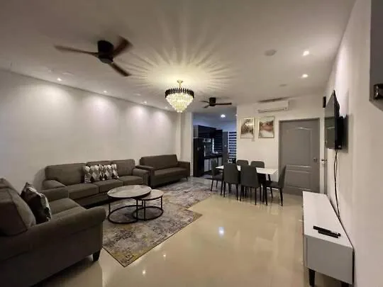 Tatil Evi Homestay Al-Huda Bayan Lepas